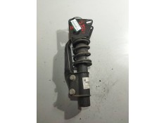 Recambio de amortiguador trasero izquierdo cabina para renault midlum referencia OEM IAM 82052323  
