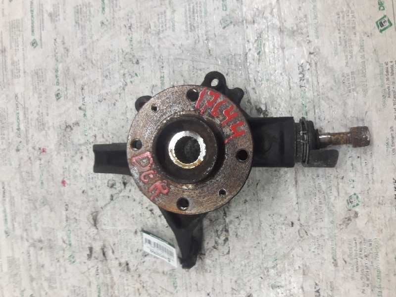 Recambio de mangueta delantera derecha para citroën c4 berlina collection referencia OEM IAM   