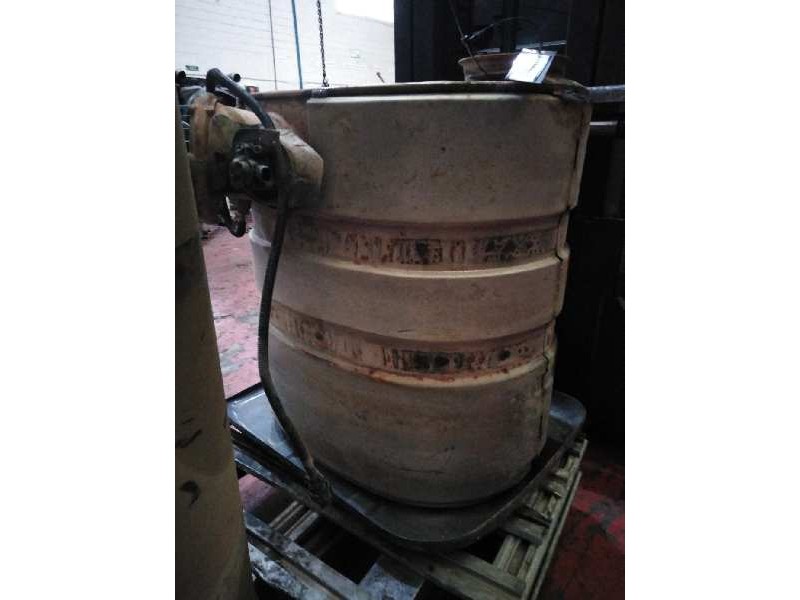 Recambio de catalizador para renault premium route 2006 fas 4x2 larga distancia referencia OEM IAM 7420894956  