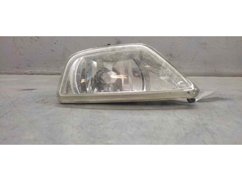 Recambio de faro antiniebla izquierdo para ford focus berlina (cak) 1.6 16v cat referencia OEM IAM 2M5115201AH  