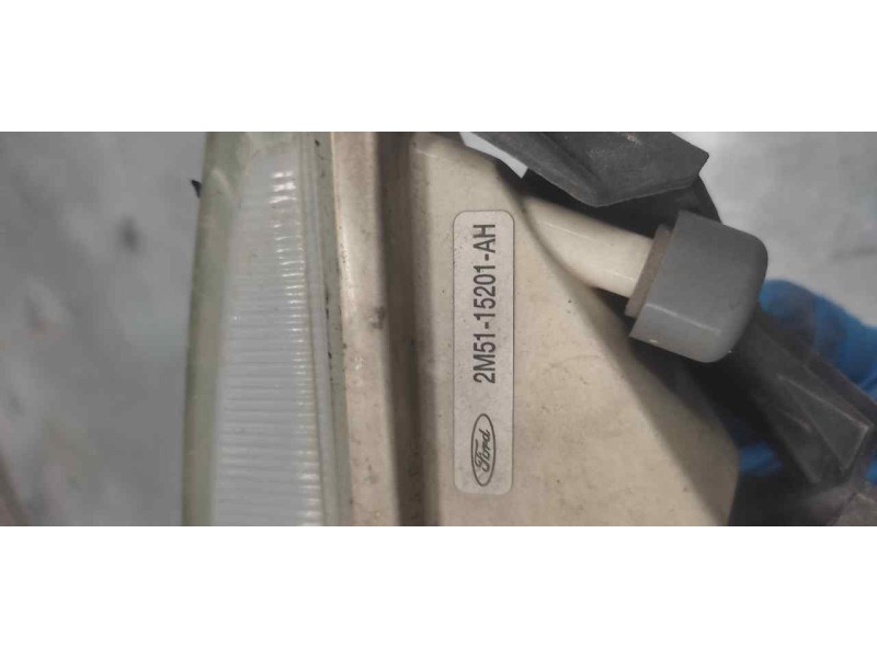 Recambio de faro antiniebla izquierdo para ford focus berlina (cak) 1.6 16v cat referencia OEM IAM 2M5115201AH  