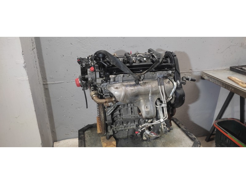 Recambio de motor completo para volvo c30 d5 kinetic referencia OEM IAM D5244T8 INYECCIÓN BOSCH 