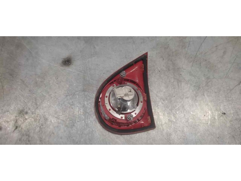 Recambio de piloto trasero izquierdo interior para volkswagen golf v berlina (1k1) conceptline (e) referencia OEM IAM   