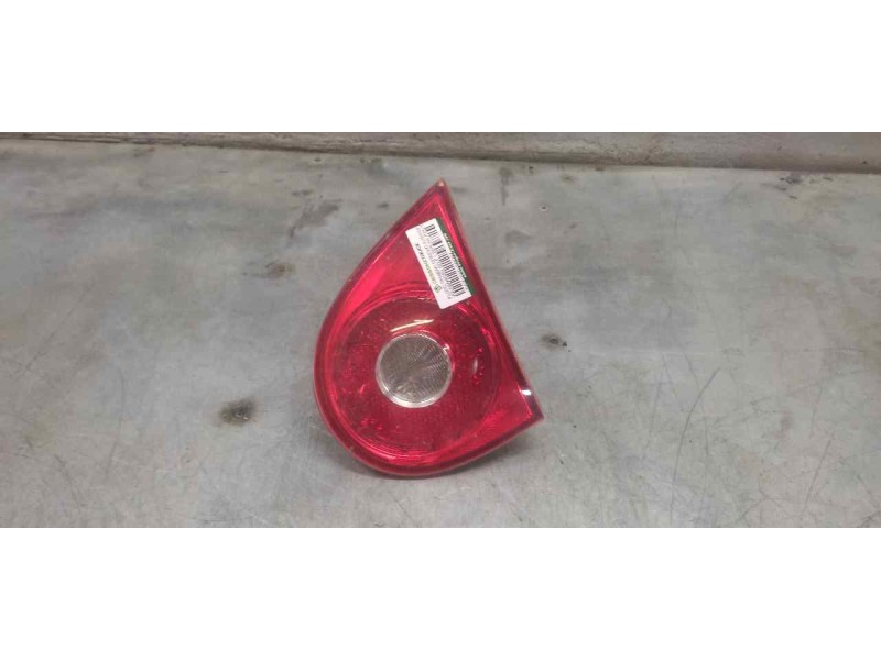 Recambio de piloto trasero derecho interior para volkswagen golf v berlina (1k1) conceptline (e) referencia OEM IAM   