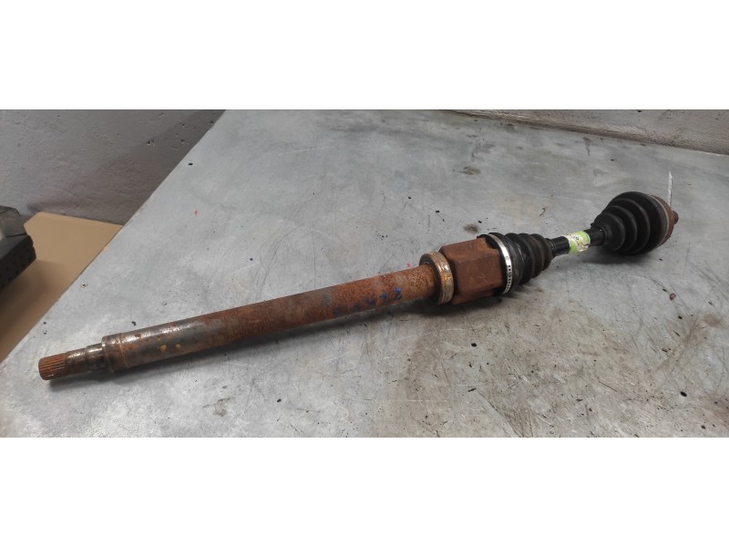 Recambio de transmision delantera derecha para volvo c30 d5 kinetic referencia OEM IAM   