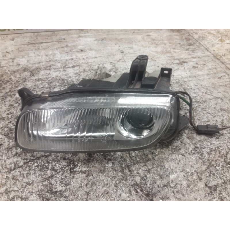 Recambio de faro izquierdo para mazda 323 berlina c/f/s (ba) 1.5 f glx referencia OEM IAM   