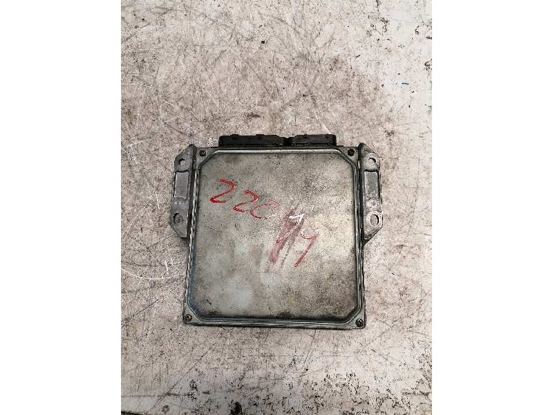 Recambio de centralita motor uce para opel signum design referencia OEM IAM 8973192743 2758002181 