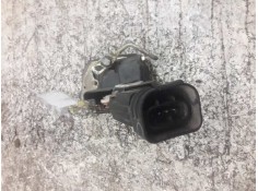 Recambio de cerradura puerta trasera izquierda para toyota corolla (e11) 1.6 linea luna (5-ptas.) referencia OEM IAM  4 PINS  2