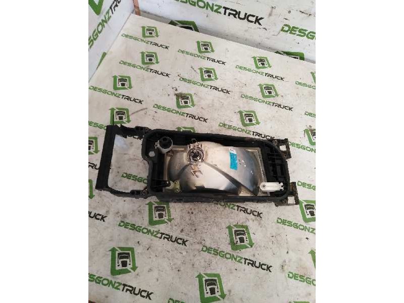 Recambio de faro izquierdo para scania serie 4 (p 94 d) referencia OEM IAM   