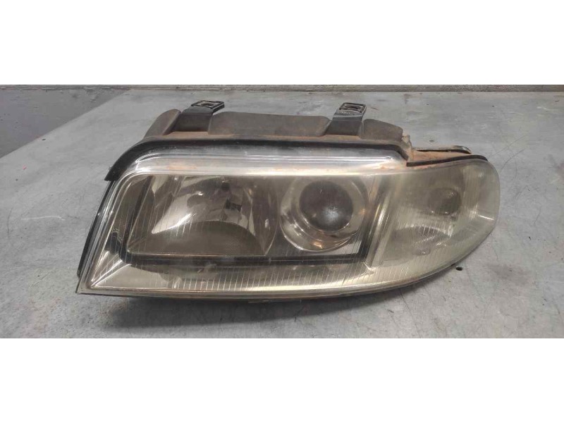 Recambio de faro izquierdo para audi a4 berlina (b5) 1.9 tdi referencia OEM IAM   