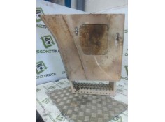 Recambio de peldaño izquierdo para volvo f 12 interc. 360/262 kw e1 fsafe 3700/17-18 to / 4x2 largo con 2 literas (lh2) referenc 2