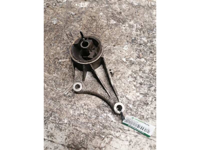 Recambio de soporte motor para nissan primera berlina (p11) gx referencia OEM IAM   