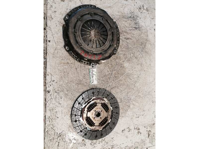 Recambio de kit embrague para peugeot 308 sw sport referencia OEM IAM 1878005041  