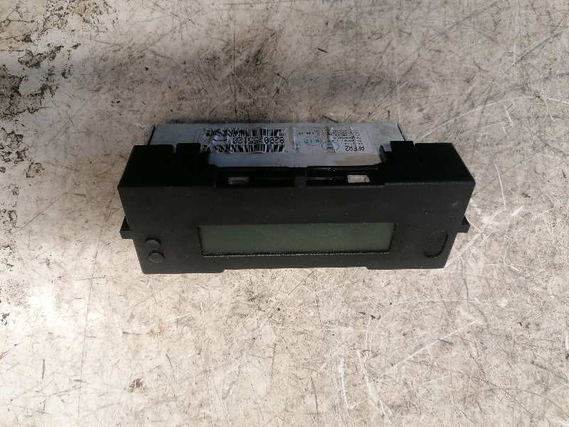 Recambio de pantalla multifuncion para renault megane ii berlina 3p referencia OEM IAM 8200755120 281203471A 