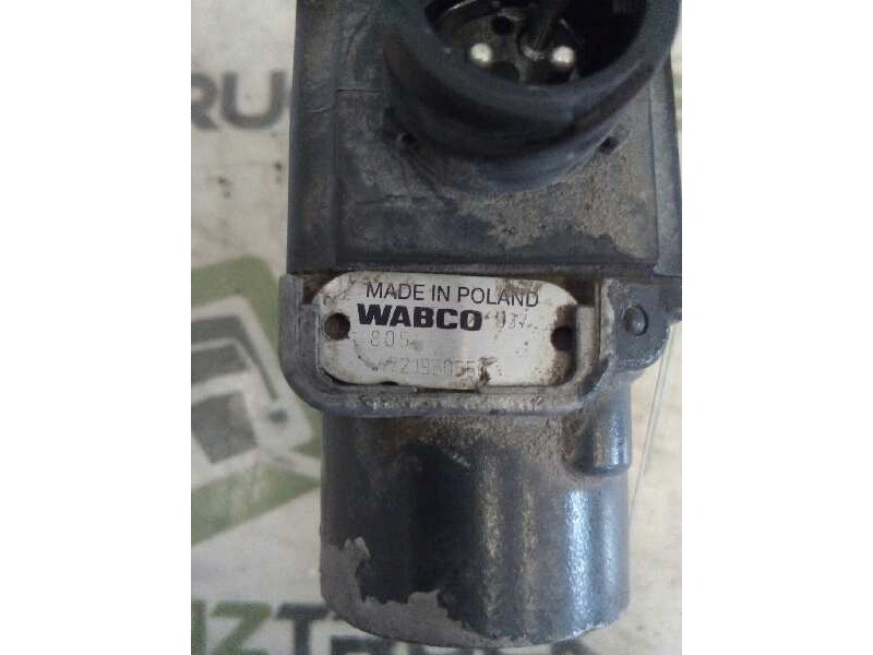 Recambio de valvula aire para iveco trucks stralis ad 190s43 referencia OEM IAM 4721950550  ELECTRO VALVULA ABS