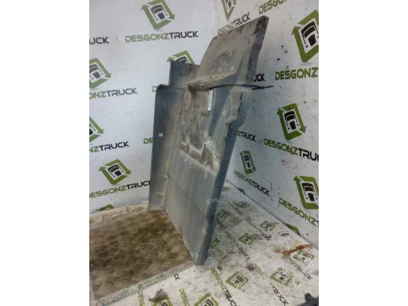 Recambio de guardabarros delantero izquierdo para man tg - a 18.xxx referencia OEM IAM   