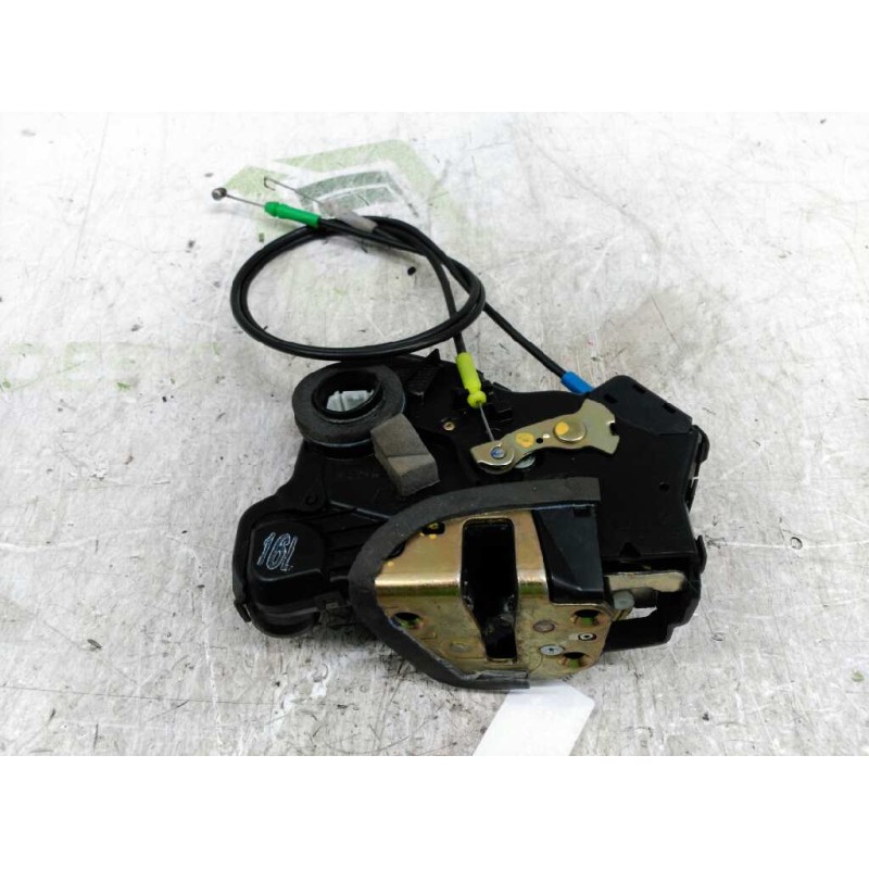 Recambio de cerradura puerta delantera izquierda para toyota avensis wagon (t25) 2.0 d-4d executive referencia OEM IAM   