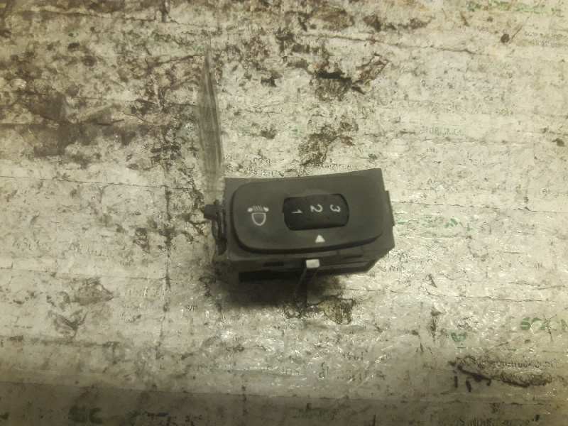 Recambio de boton regulacion de faros para renault espace iv (jk0) dynamique referencia OEM IAM 8200147868 4 PINS 