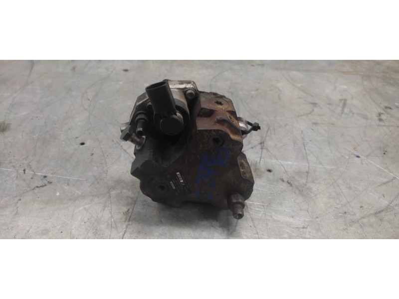 Recambio de bomba inyeccion para bmw serie 1 berlina (e81/e87) 120d referencia OEM IAM 0445010045 7788670 BOSCH