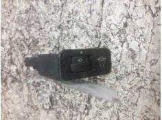 Recambio de boton regulacion de faros para peugeot 205 berlina 1.1 mito referencia OEM IAM 11925699 5 PINS 