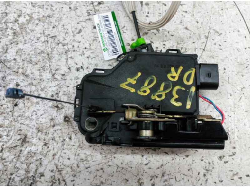 Recambio de cerradura puerta delantera derecha para audi tt (8n3/8n9) 1.8 t coupe (132kw) referencia OEM IAM   