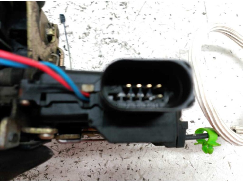 Recambio de cerradura puerta delantera derecha para audi tt (8n3/8n9) 1.8 t coupe (132kw) referencia OEM IAM   