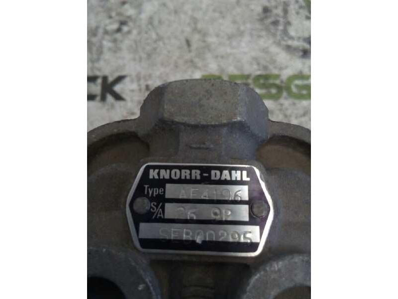 Recambio de valvula aire para renault trucks autobus-furgon r-312 referencia OEM IAM AE4196 1487417907 SEB00295