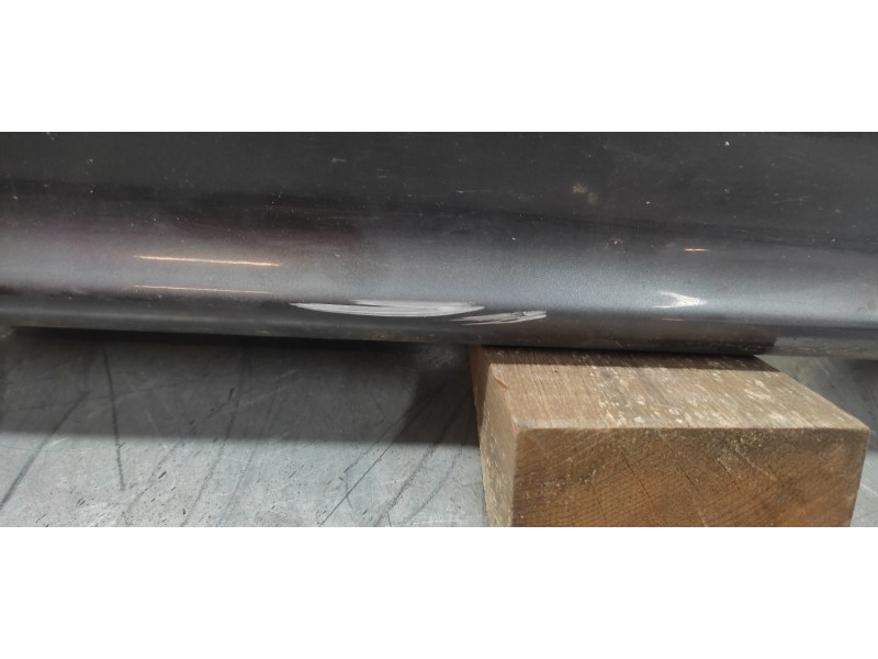 Recambio de estribo derecho para bmw serie 1 berlina (e81/e87) 120d referencia OEM IAM   