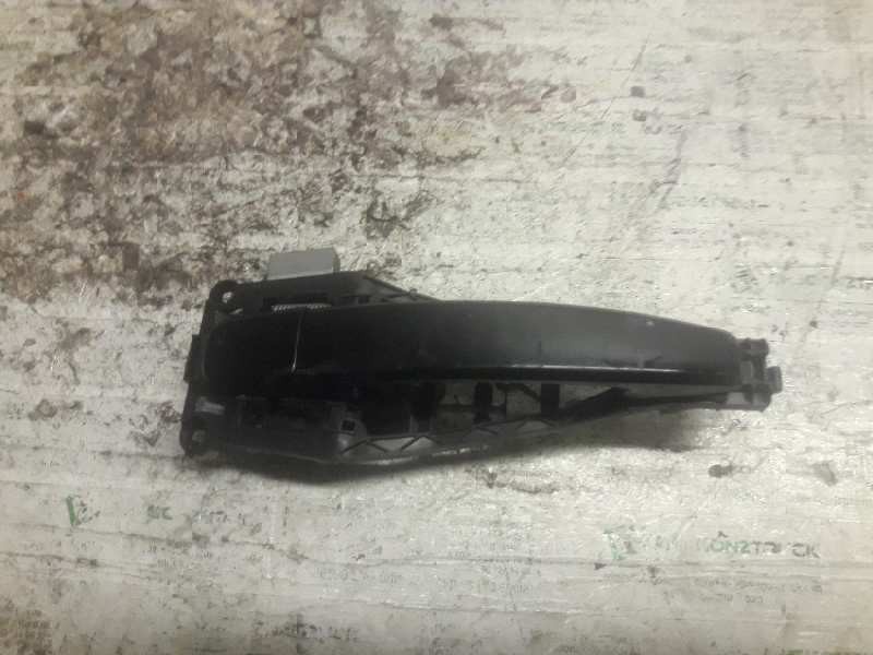 Recambio de maneta exterior delantera derecha para opel astra gtc cosmo referencia OEM IAM 24463524  
