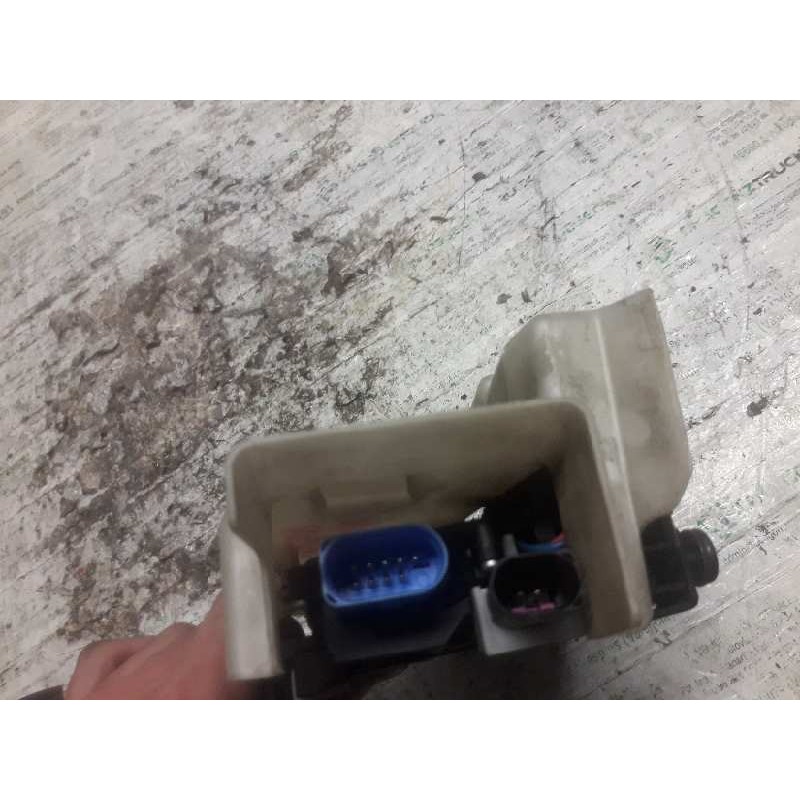 Recambio de cerradura puerta delantera izquierda para volkswagen touareg (7l6) tdi v10 referencia OEM IAM 25100D6 9/2 PINS 