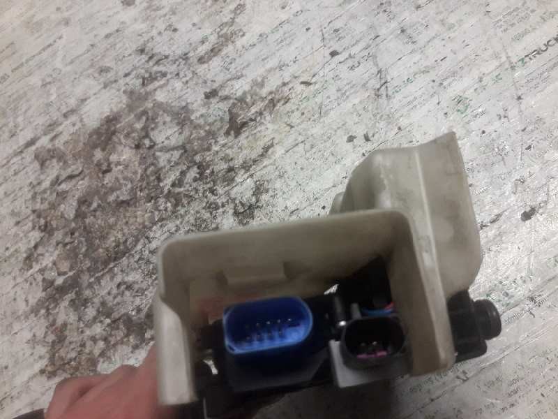 Recambio de cerradura puerta delantera izquierda para volkswagen touareg (7l6) tdi v10 referencia OEM IAM 25100D6 9/2 PINS 
