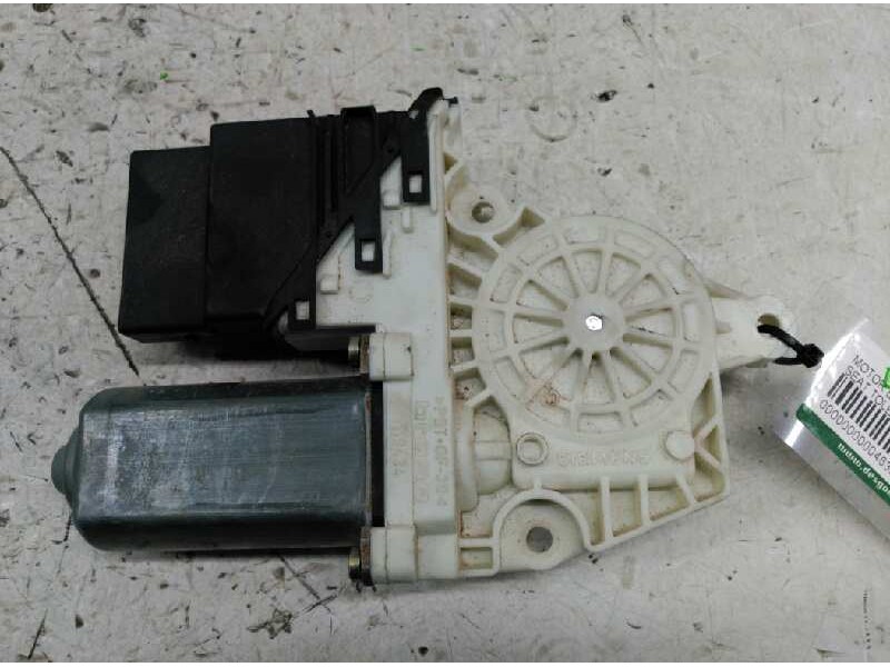 Recambio de motor elevalunas trasero derecho para seat toledo (1m2) select referencia OEM IAM 105407-301 05074285 