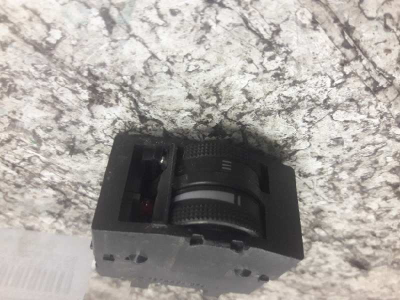 Recambio de boton regulacion de faros para seat ibiza (6l1) cool referencia OEM IAM 6L0919094A 7 PINS 