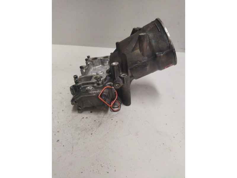 Recambio de soporte filtro aceite para renault midlum referencia OEM IAM   