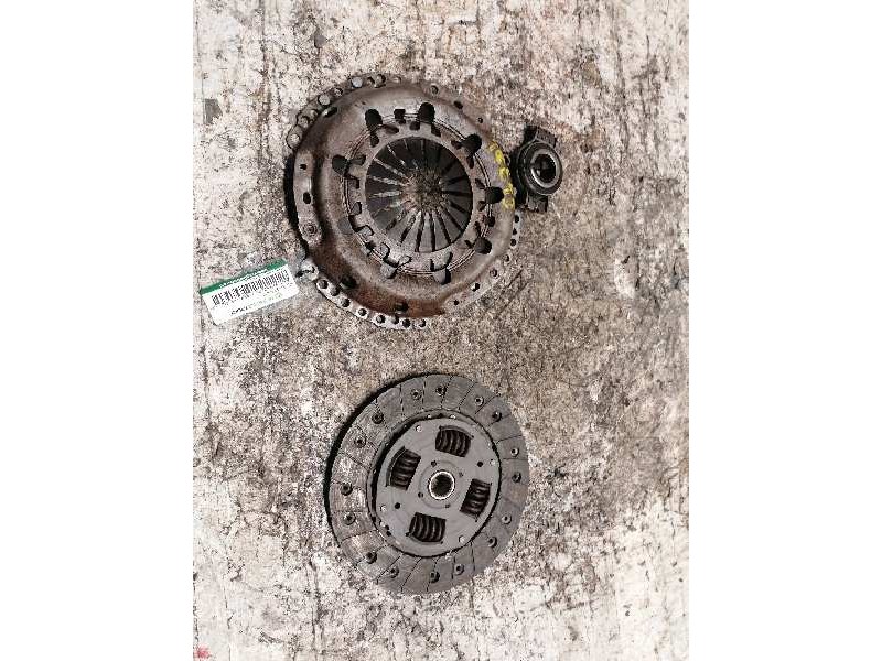 Recambio de kit embrague para volkswagen polo berlina (6n2) trendline referencia OEM IAM   