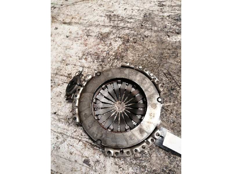 Recambio de kit embrague para volkswagen polo berlina (6n2) trendline referencia OEM IAM   