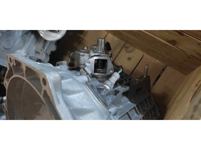 Recambio de caja cambios para ford mondeo berlina (gd) ambiente referencia OEM IAM XS7R7002DA 97ZT-7F096DA 