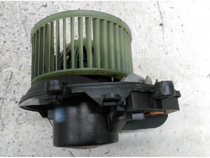 Recambio de ventilador calefaccion para volkswagen passat berlina (3b3) 1.9 tdi referencia OEM IAM 8D1820021  
