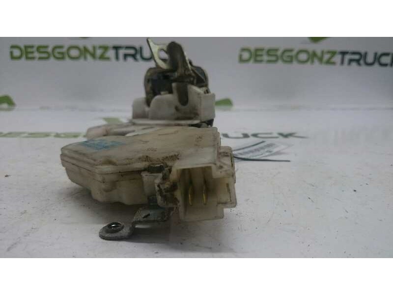 Recambio de cerradura puerta trasera izquierda para nissan almera tino (v10m) ambience referencia OEM IAM   