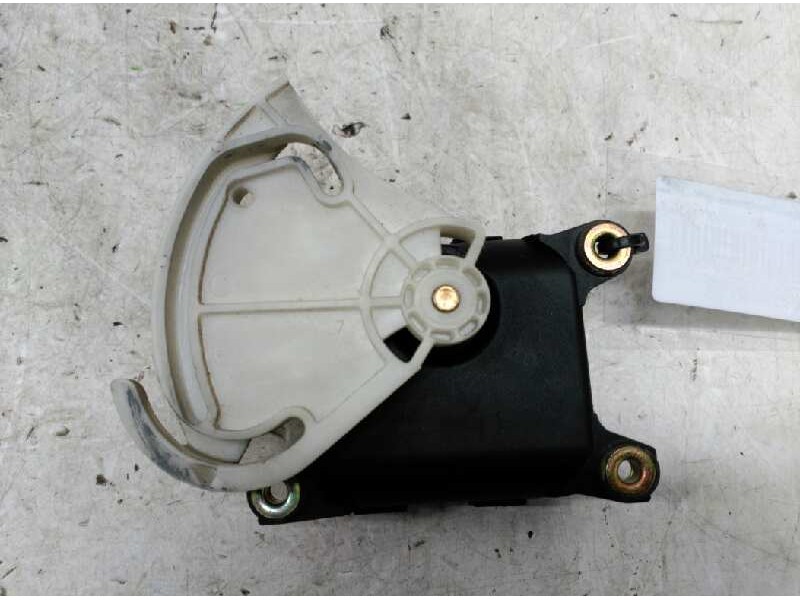 Recambio de motor regulador climatizacion para volkswagen passat berlina (3b3) 1.9 tdi referencia OEM IAM 8D1820511E  