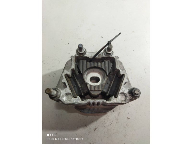 Recambio de soporte motor delantero para renault midlum referencia OEM IAM 5010316155  
