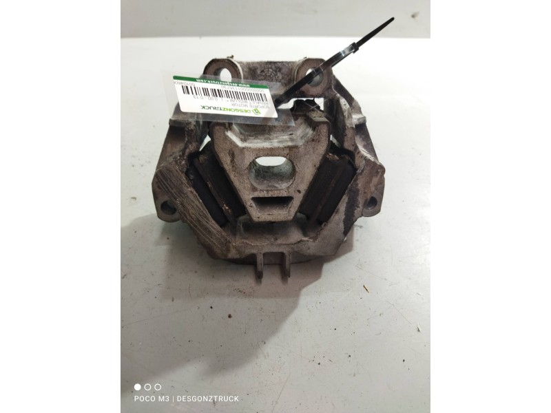 Recambio de soporte motor para renault midlum referencia OEM IAM 5010460056  