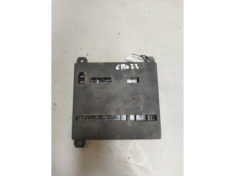 Recambio de caja reles / fusibles para nissan trucks atleon 165 referencia OEM IAM 243109X201  