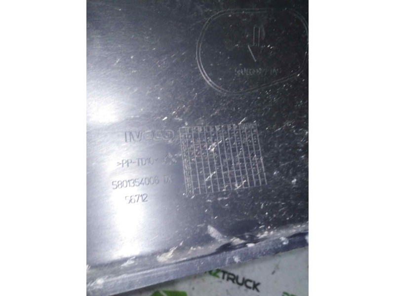 Recambio de molduras delanteras para iveco daily pr 3.0 diesel referencia OEM IAM 5801354006 5801339977 MOLDURA PARAGOLPES DEREC