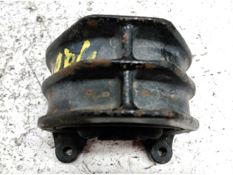 Recambio de soporte cambio para renault trafic (desde 5.89) referencia OEM IAM   