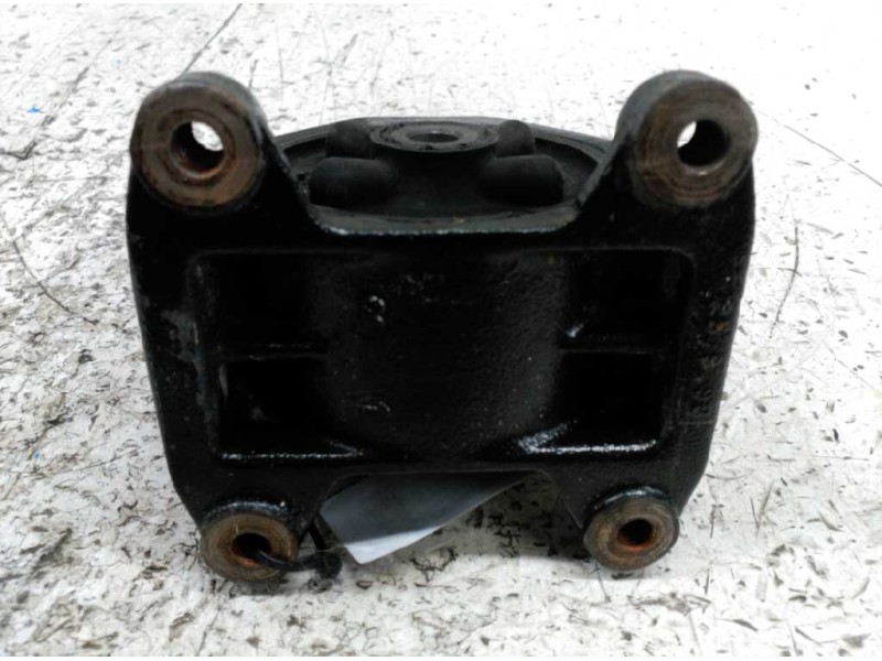 Recambio de soporte cambio para renault trafic (desde 5.89) referencia OEM IAM   