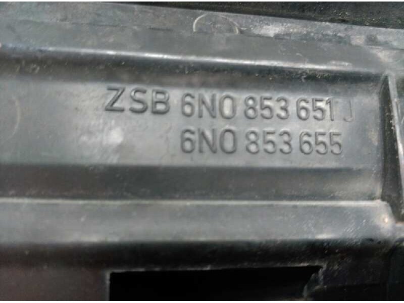 Recambio de rejilla delantera central para volkswagen polo berlina (6n2) trendline referencia OEM IAM 6N0853651 6N0853655 