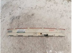 Recambio de luz central de freno para audi a8 (4e2) 3.7 quattro referencia OEM IAM 4E0945097   2