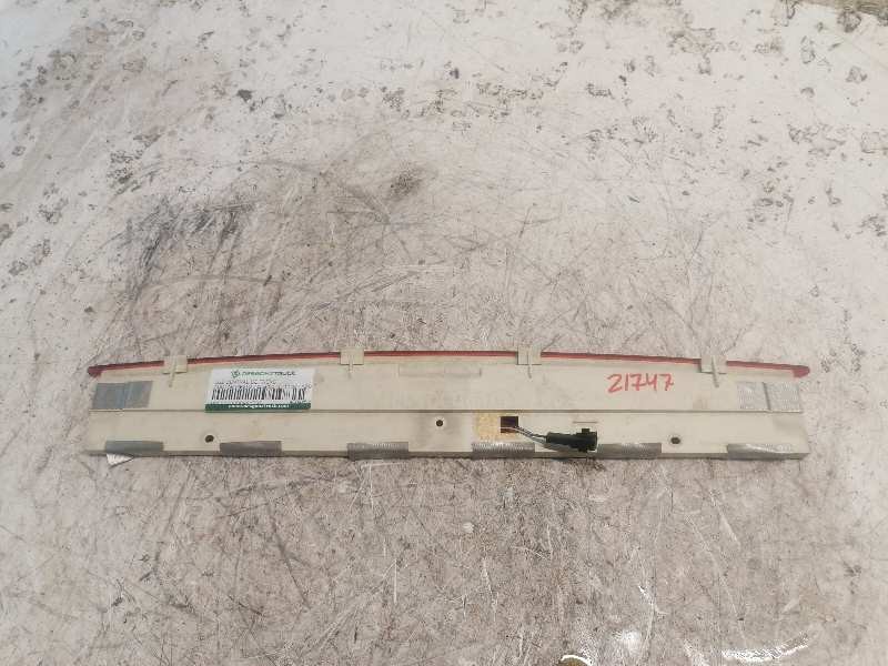 Recambio de luz central de freno para audi a8 (4e2) 3.7 quattro referencia OEM IAM 4E0945097  