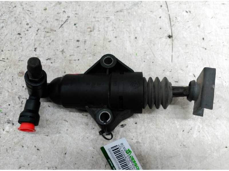 Recambio de bombin embrague para volkswagen golf iv berlina (1j1) conceptline referencia OEM IAM 1J0721261 6N0721261A 
